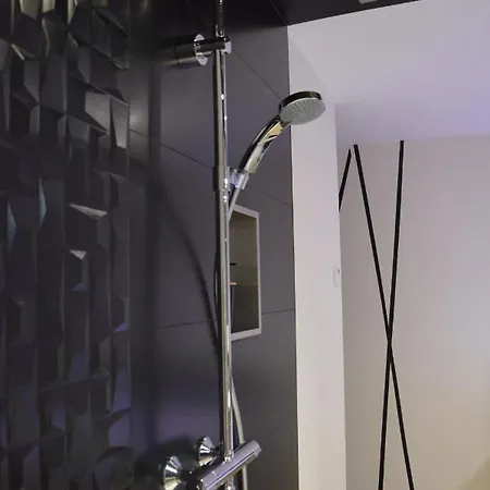 Au Fil De L'o Frühstückspension Bisseuil