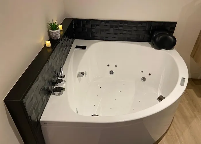 Au Fil De L'o Frühstückspension Bisseuil